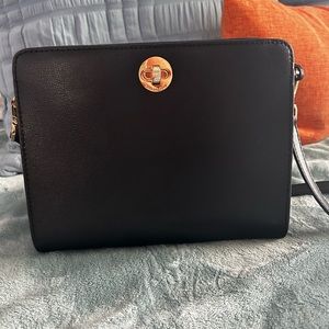 Michael Kors Medium sized Shoulder Bag